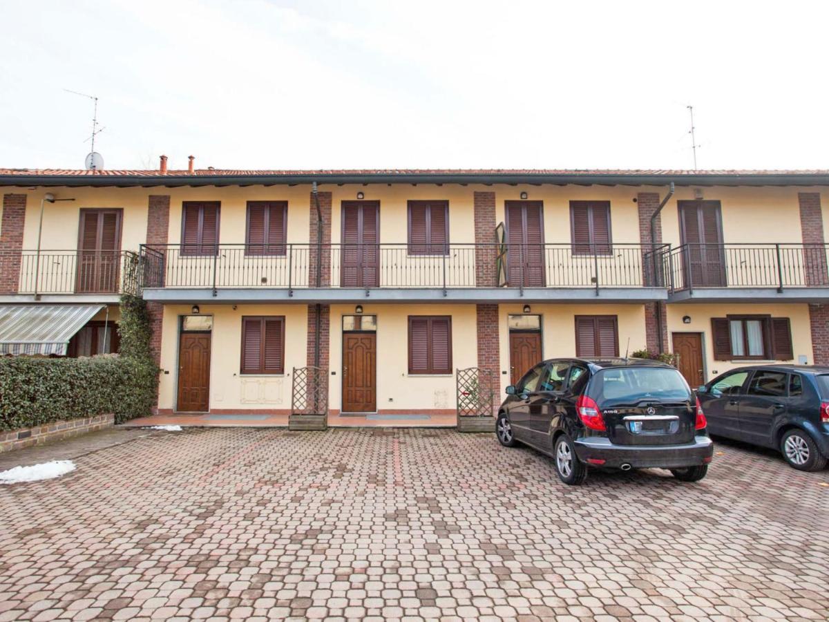 Corte Borromeo - Fiera Milano Rho Bagian luar foto